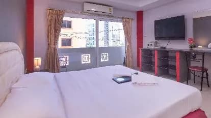 Robin's Nest Guesthouse & Restaurant