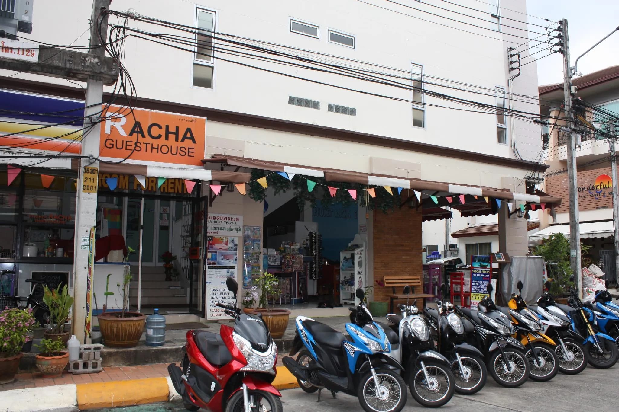 Phuket Racha Kata Homestay