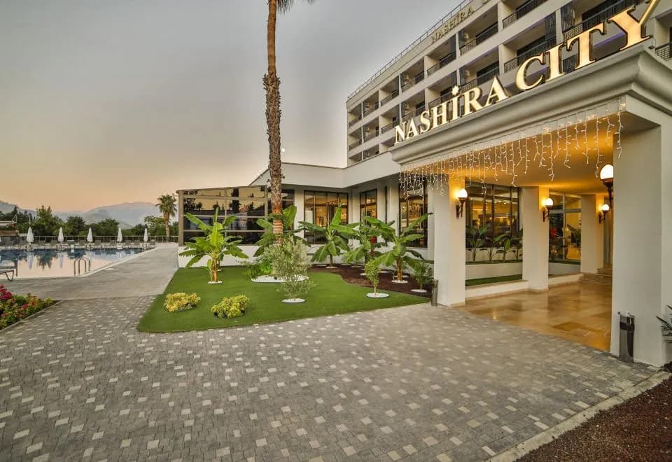 Nashira City Resort Hotel