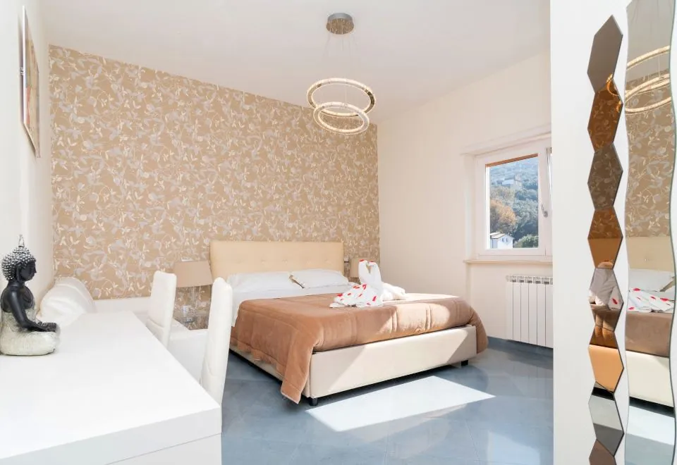 Emily Suites Sorrento