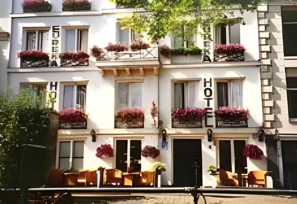Amsterdam House Hotel