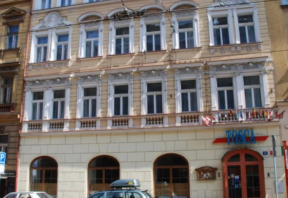 EA Hotel Tosca