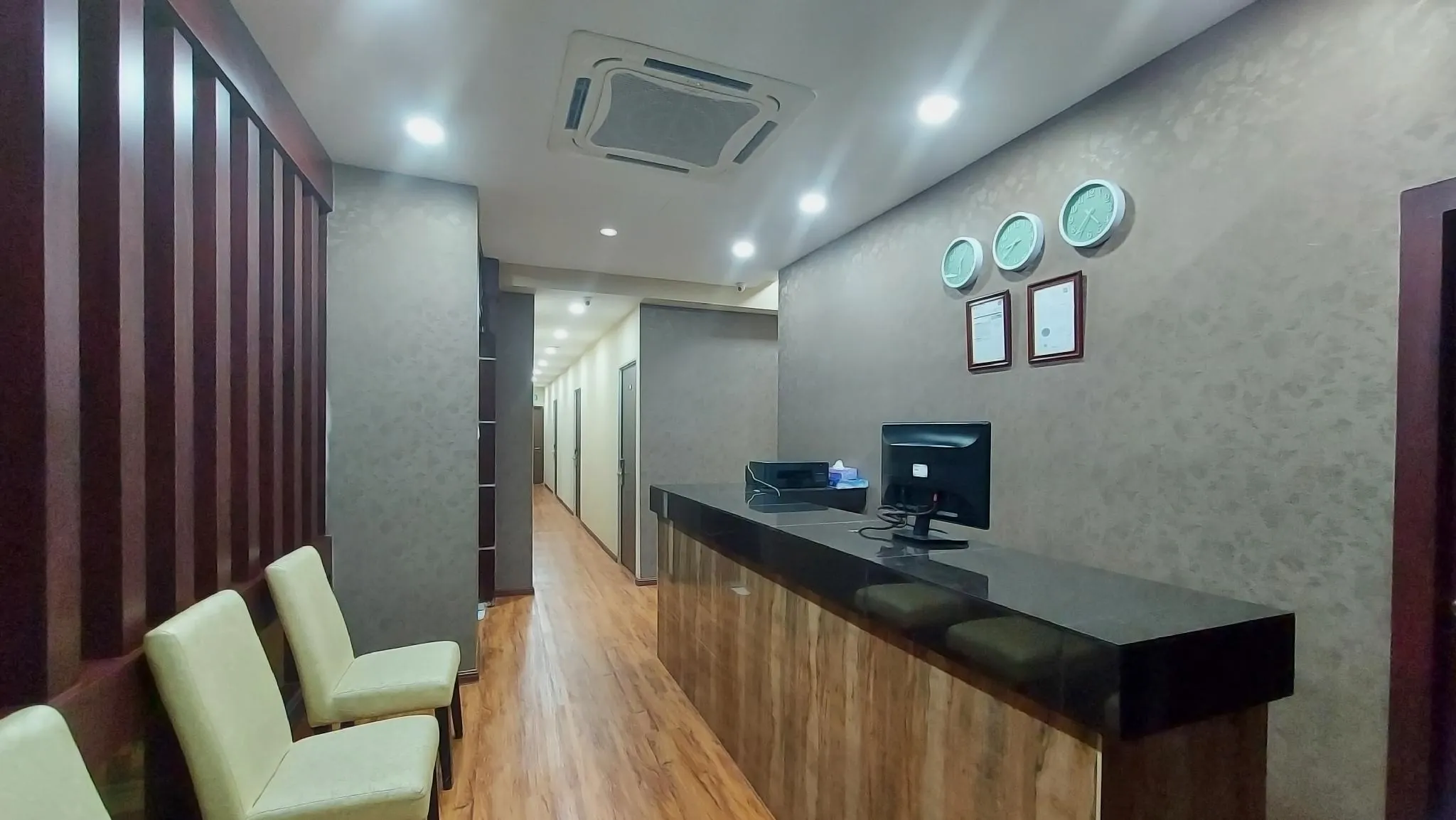 Hotel Maritime