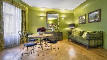 Black Star Suites