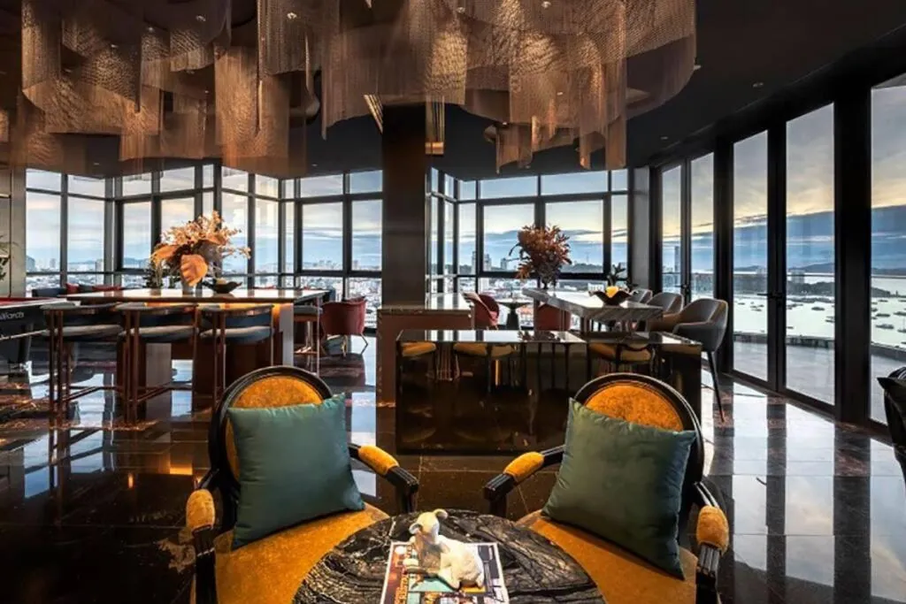 EDGE Central pattaya near walking street