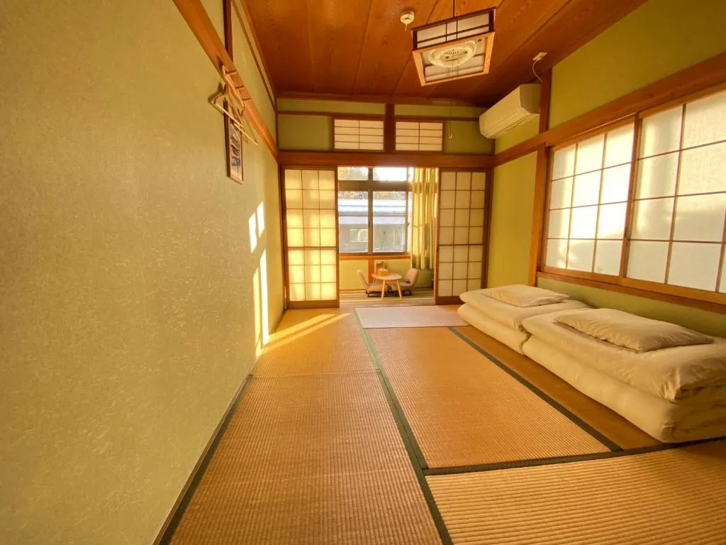 Guesthouse Takayama Hanzansha