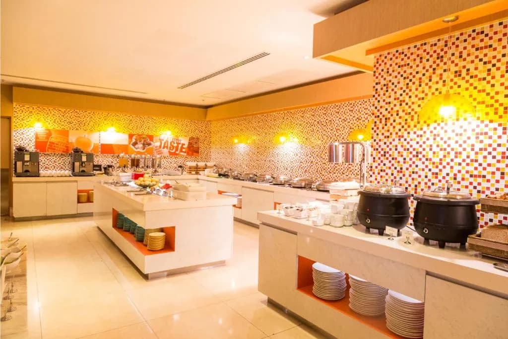 ibis Hong Kong Central and Sheung Wan hotel