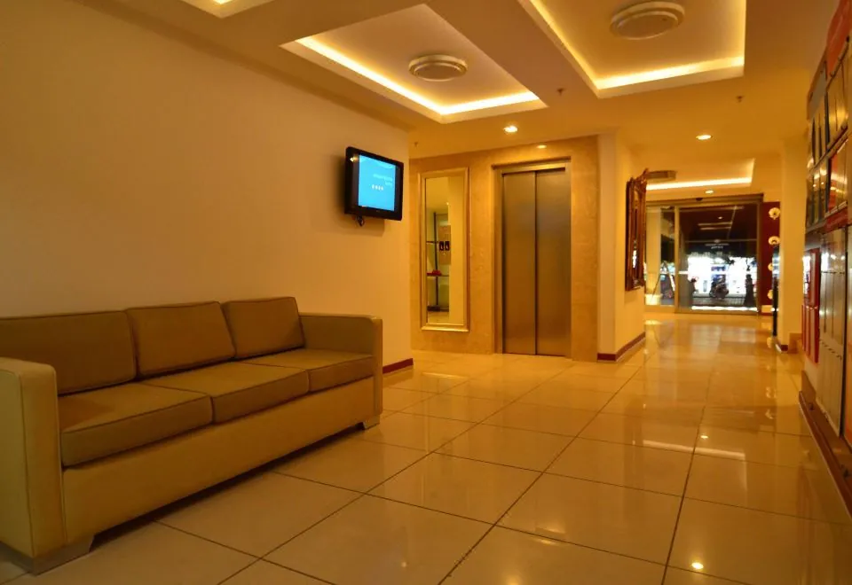Artemis Princess Hotel