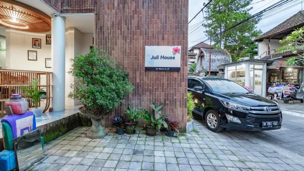 Juli House by Mahaputra