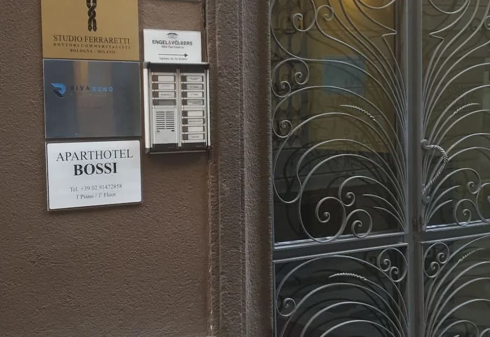 ApartHotel Bossi