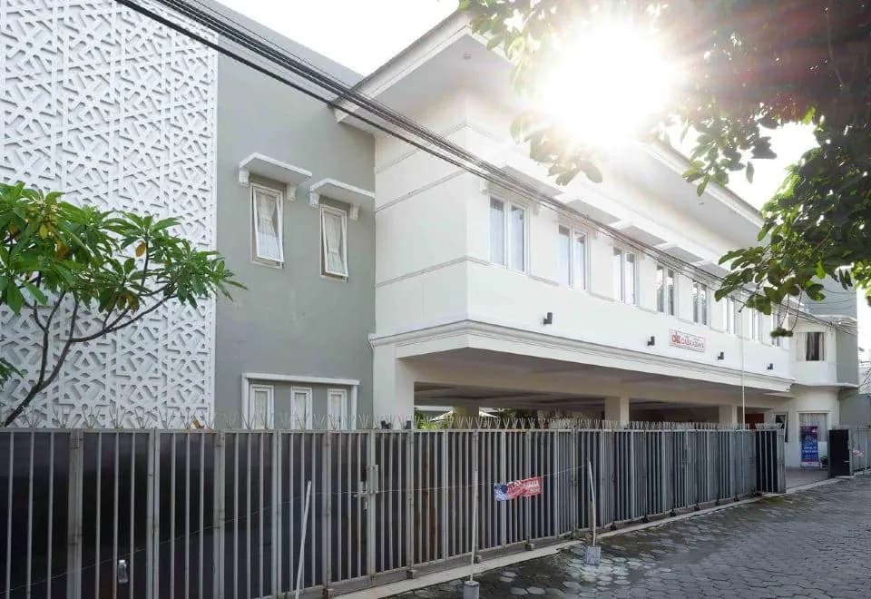 Urbanview Hotel Syariah Casa Azmya Yogyakarta by RedDoorz