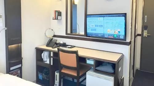 Toyoko Inn Shin-Osaka Higashi-Mikuni Ekimae