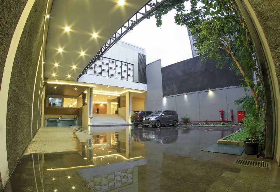 De Laxston Hotel Jogja by Azana