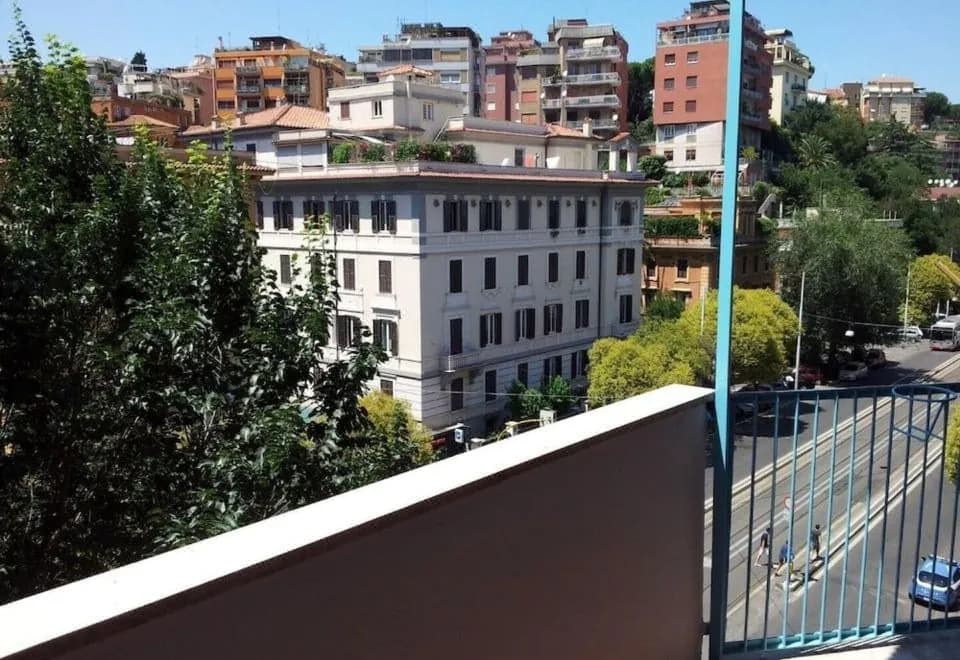 Trastevere Chic