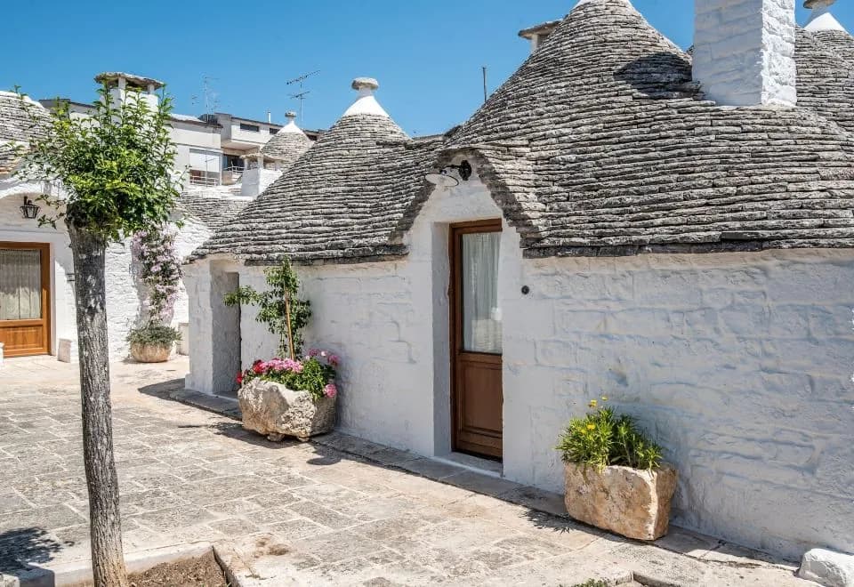 Trulli Holiday Albergo Diffuso