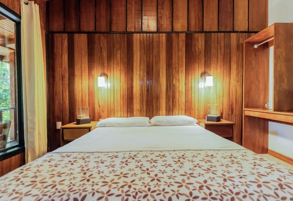 Jaguarundi Lodge - Monteverde