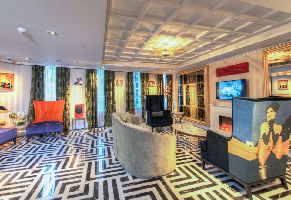Hotel Madera Hollywood
