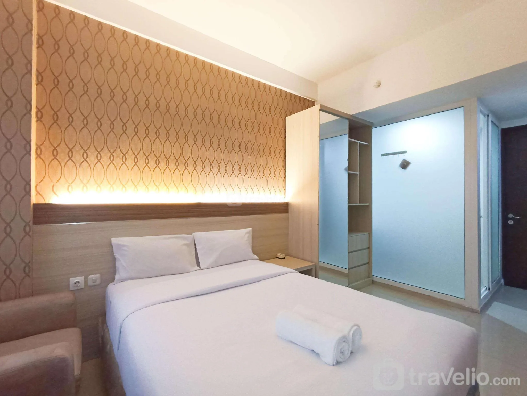 Minimalist Studio at Vivo Apartment By Travelio