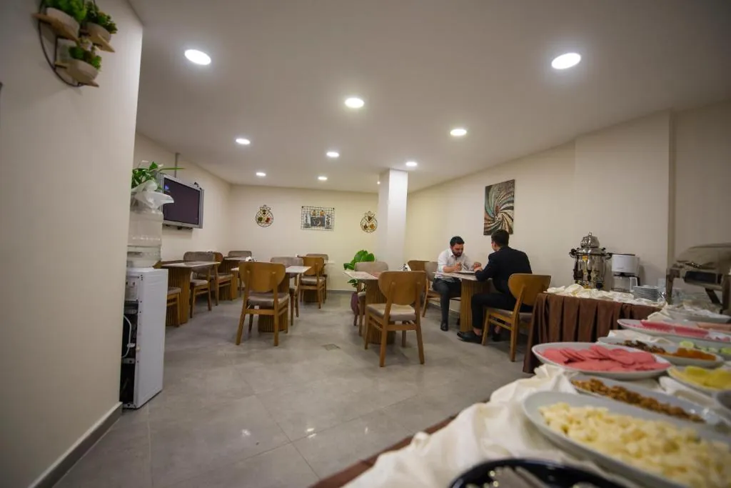 Vera Life Hotel