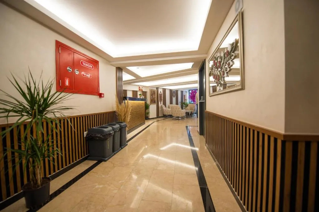 Vera Life Hotel