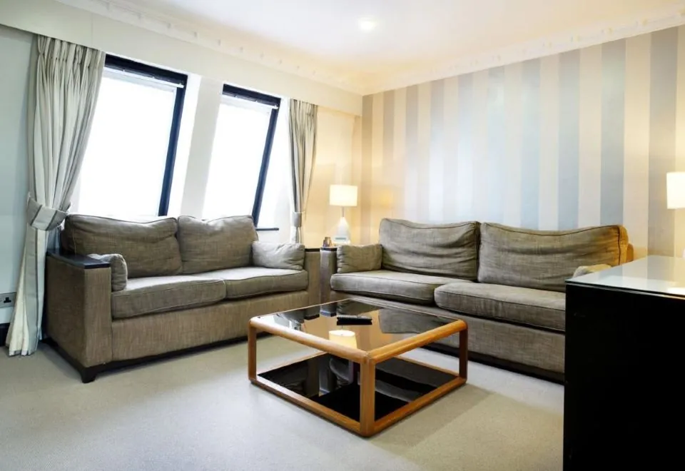 Mayfair House