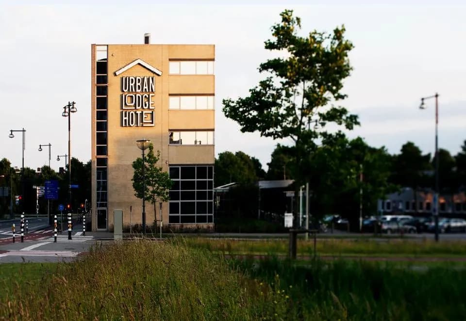 Urban Lodge Hotel