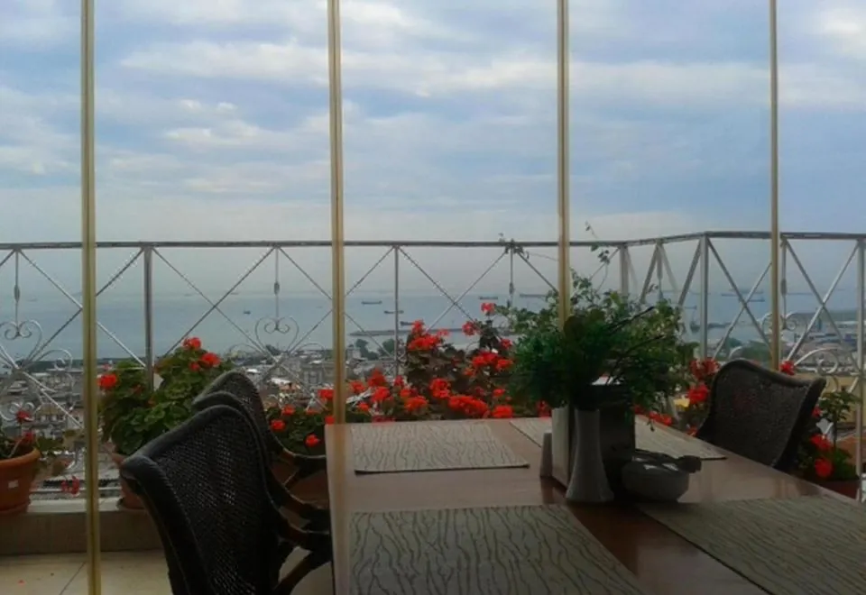 Hotel Linda