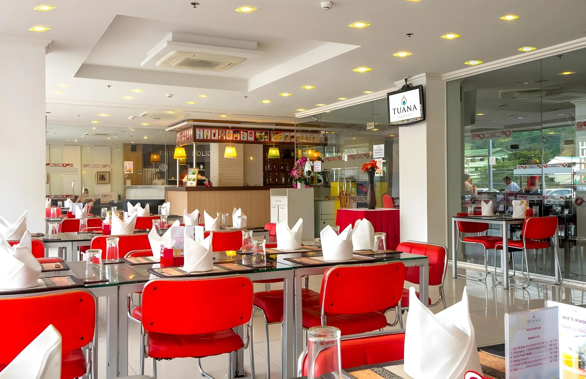 Tuana Patong Holiday Phuket