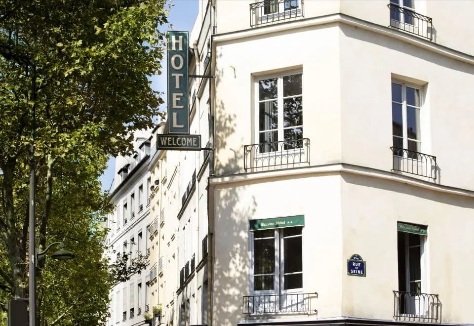 Welcome Hotel