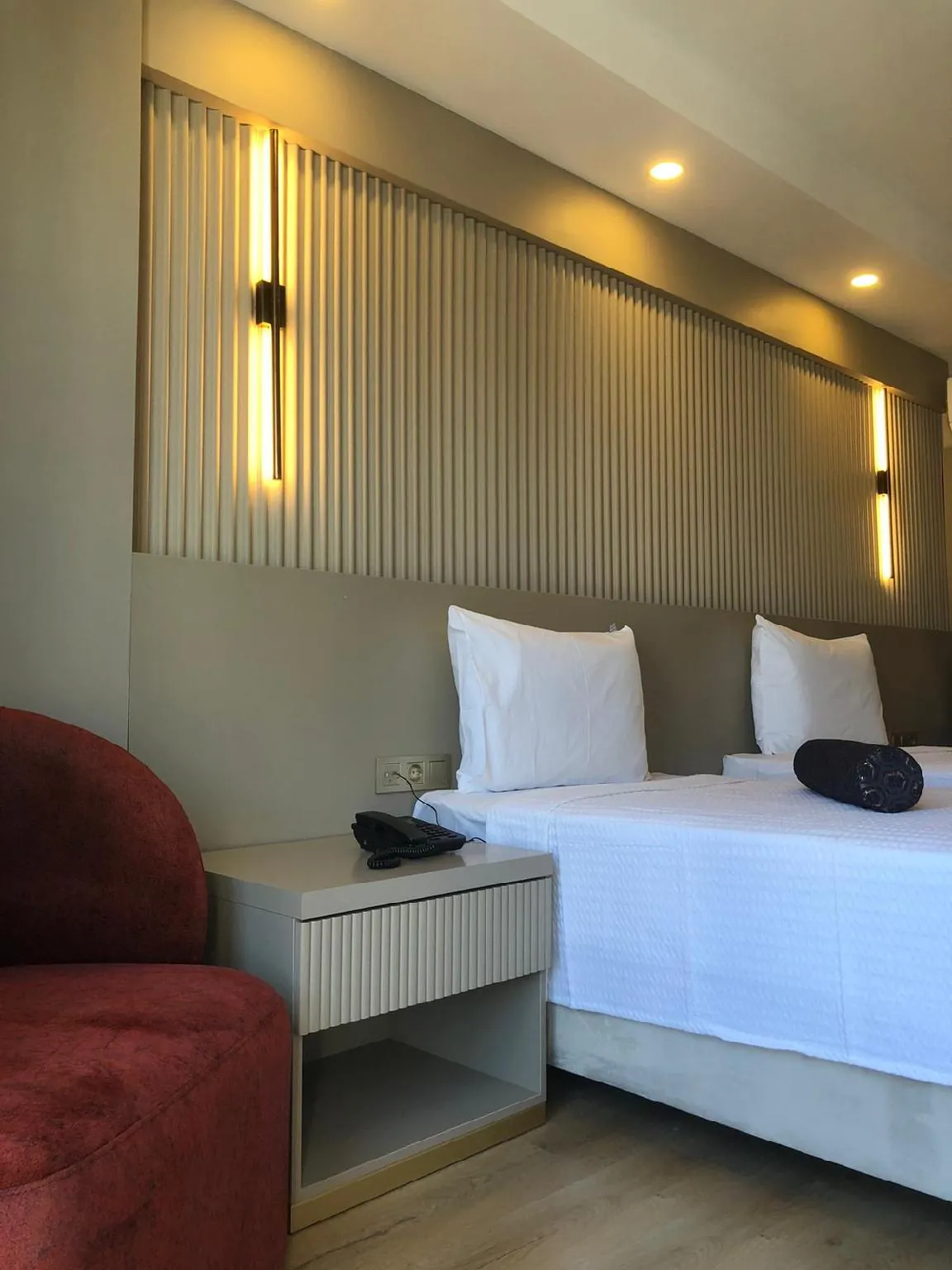 grand iska hotel