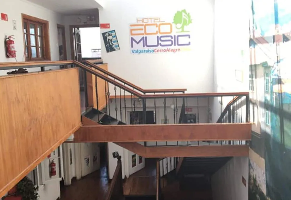 Hotel Ecomusic