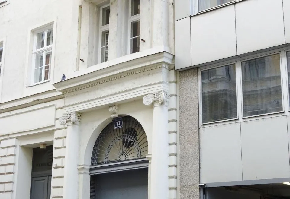 GoVienna Luxury Oldtown Apartments