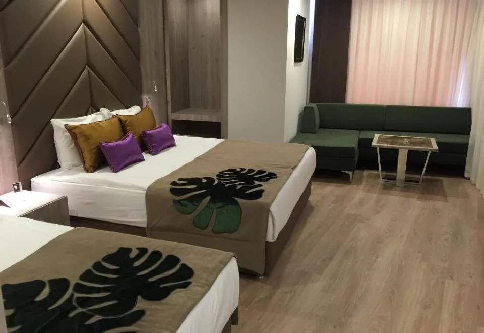 Delphin BE Grand Resort Guntur