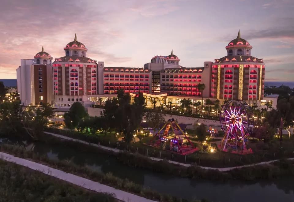 Delphin BE Grand Resort
