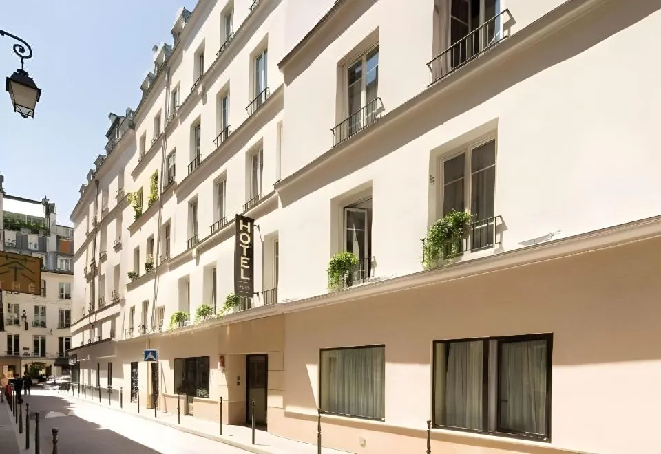 Hôtel du Lion d'Or Louvre