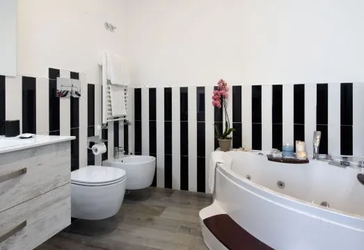 Les Suites des Tout le Monde