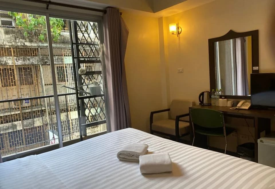 Vinary Hotel