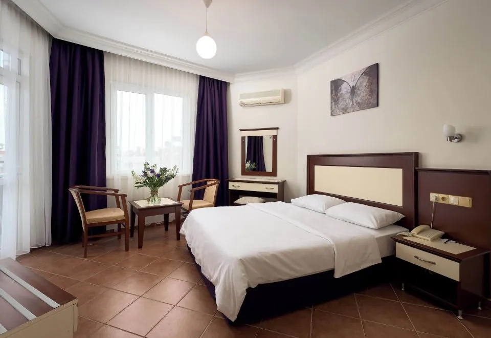 Kaila City Hotel