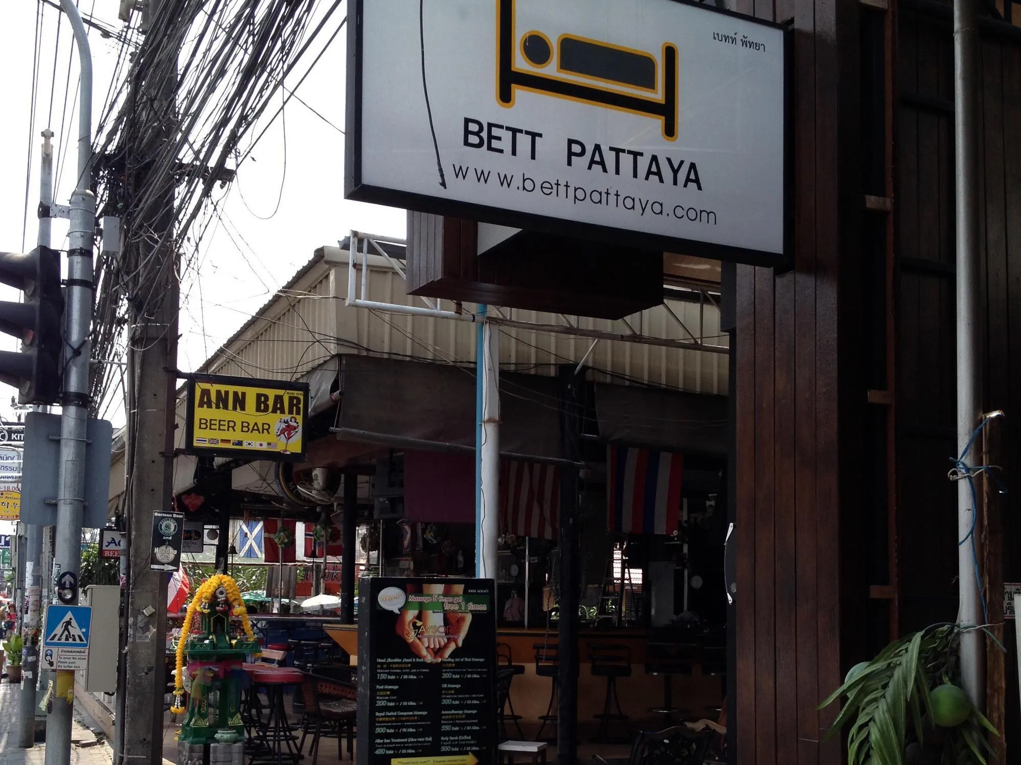 Bett Pattaya