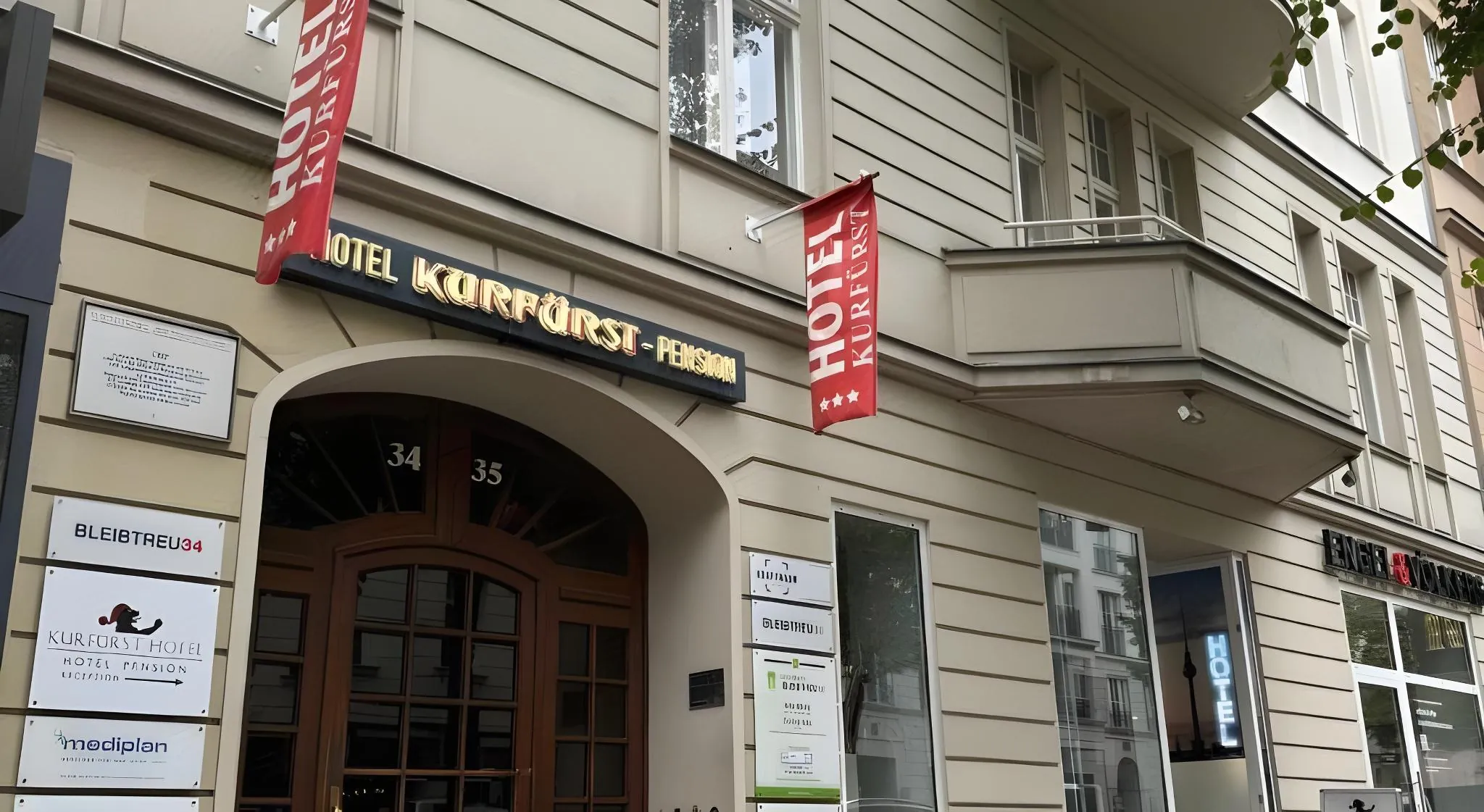 Hotel Kurfuerst am Kurfuerstendamm