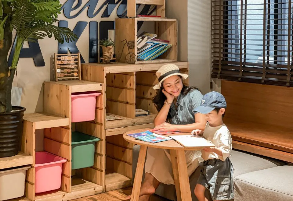 Kokotel Bangkok Surawong