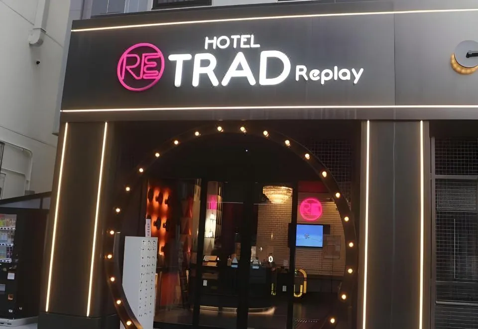 Hotel Trad Replay
