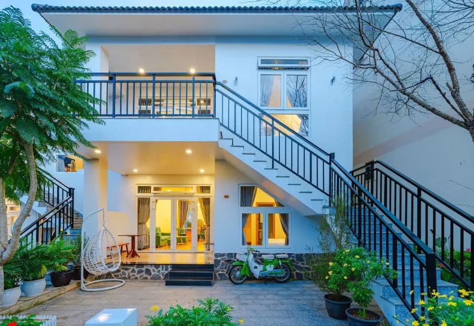 Lavini House