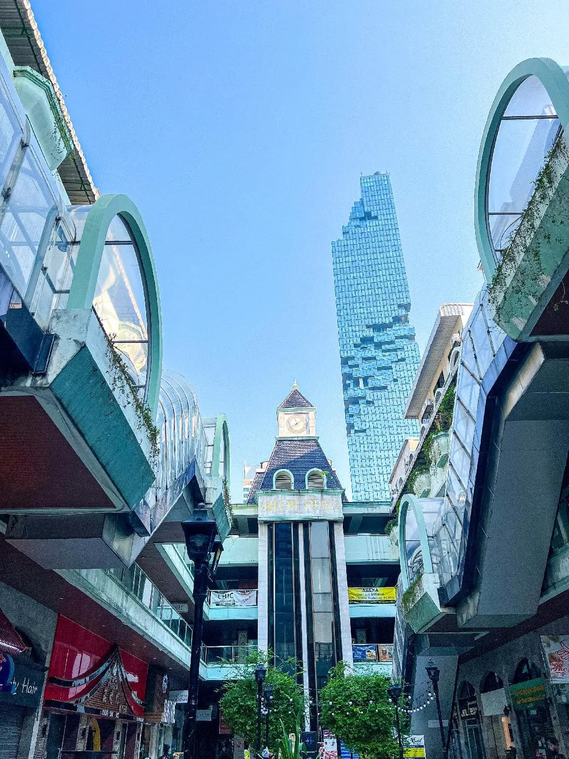 Silom Dynasty Hostel