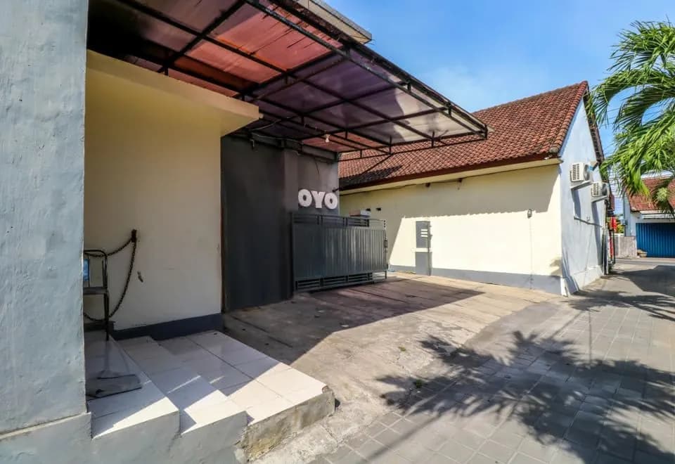 OYO 2178 Merthan House