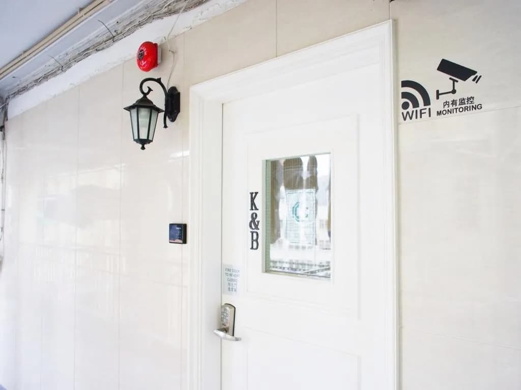 K&B Hostel