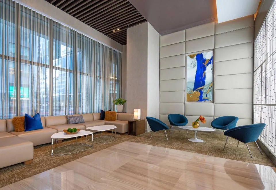 Courtyard by Marriott New York Manhattan/Midtown West