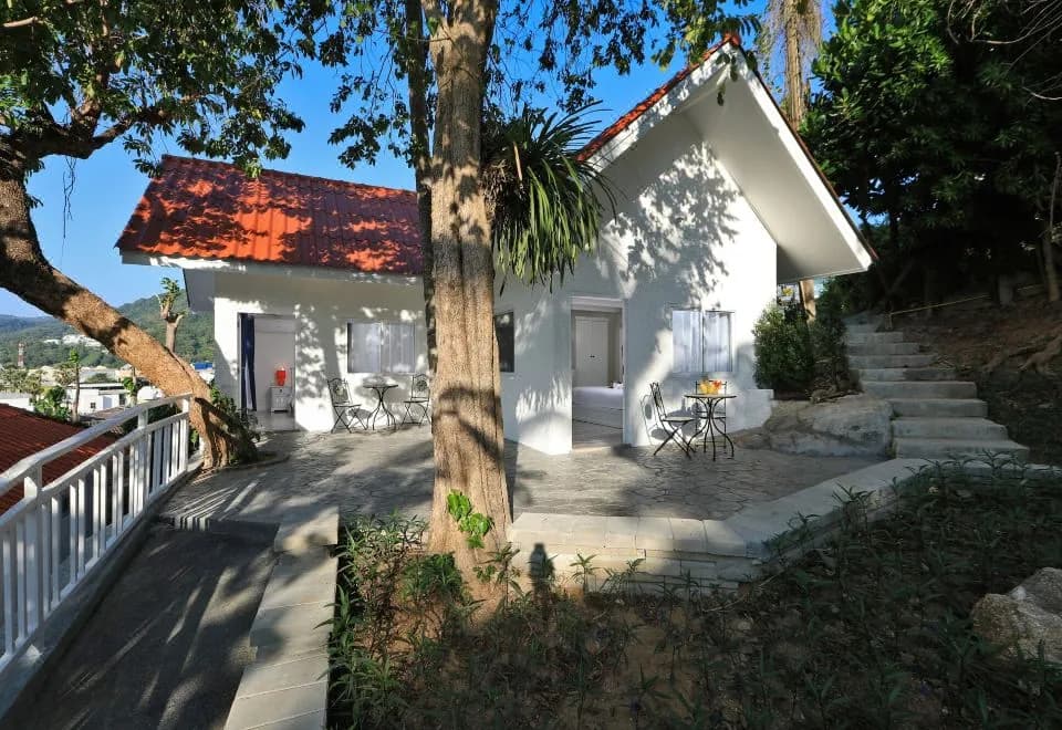 Kata White Villas