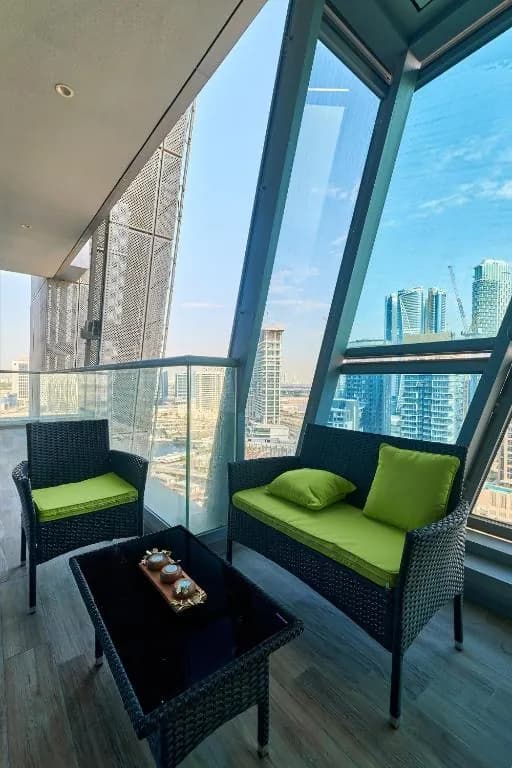 GLOBALSTAY. J One Tower Apartments at Pearl of UAE