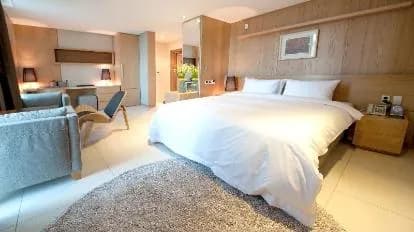 Rian Hotel